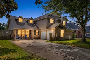 1006 Autumn Ct, League City, TX 77573 - Photo 4