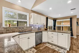 1006 Autumn Ct, League City, TX 77573 - Photo 18