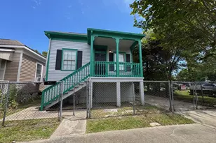 3621 Winnie St, Galveston, TX 77550 - Photo 1