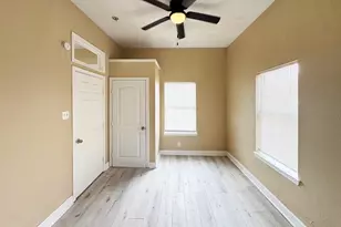 3621 Winnie St, Galveston, TX 77550 - Photo 6