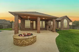 2205 Briarstone Bluff Crossing, Pearland, TX 77089 - Photo 4