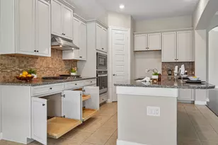 2205 Briarstone Bluff Crossing, Pearland, TX 77089 - Photo 12