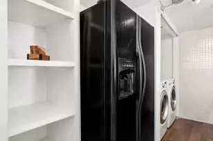 3605 Tanglewilde St, Houston, TX 77063 - Photo 14