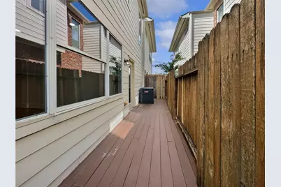 1762 Aden Mist Drive, Houston, TX 77003 - Photo 8