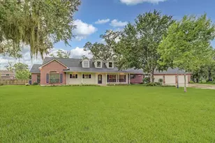 1621 McFadden Rd, Lake Jackson, TX 77566 - Photo 36