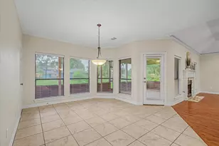 1621 McFadden Rd, Lake Jackson, TX 77566 - Photo 6