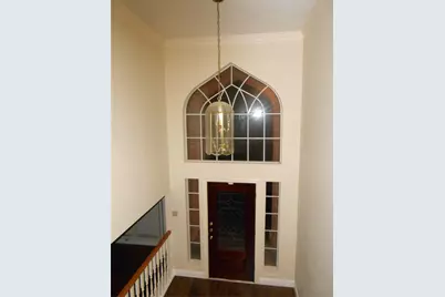 18 Crescent View Court, The Woodlands, TX 77381 - Photo 2