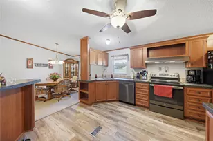 407 Gaywood Ln, Somerville, TX 77879 - Photo 8