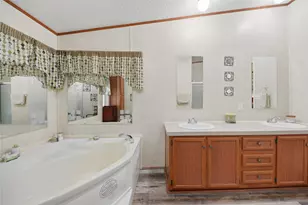 407 Gaywood Ln, Somerville, TX 77879 - Photo 16