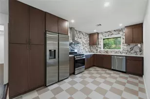 4709 Nina Lee Ln, Houston, TX 77092 - Photo 1