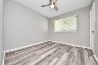 3402 Hidden Creek Drive, Sugar Land, TX 77479 - Photo 18