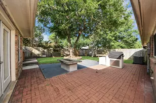3402 Hidden Creek Dr, Sugar Land, TX 77479 - Photo 1