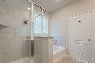 702 Cobalt Crest Ln, Houston, TX 77336 - Photo 38