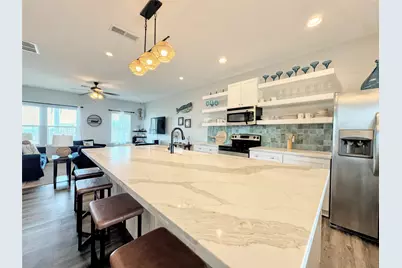 12930 Buccaneer Parkway, Freeport, TX 77541 - Photo 8