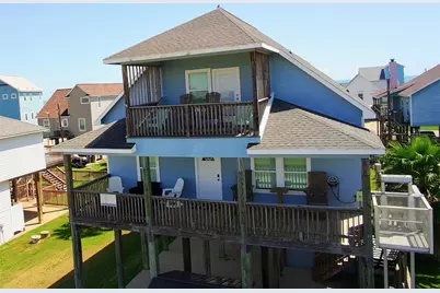 12930 Buccaneer Parkway, Freeport, TX 77541 - Photo 2