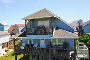 12930 Buccaneer Pkwy, Freeport, TX 77541 - Photo 2