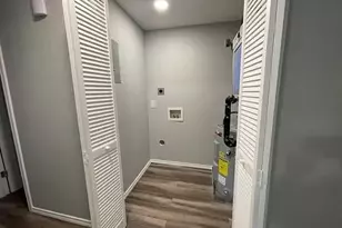 1300 N Live Oak St, Rockport, TX 78382 - Photo 14