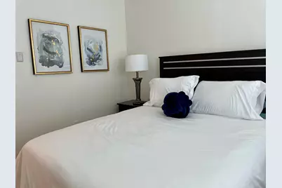 4814 Holloway Drive, Houston, TX 77048 - Photo 6