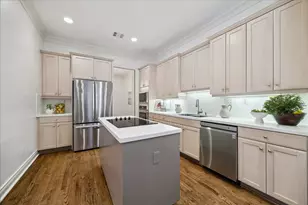 1917 Woodbury St, Houston, TX 77030 - Photo 10