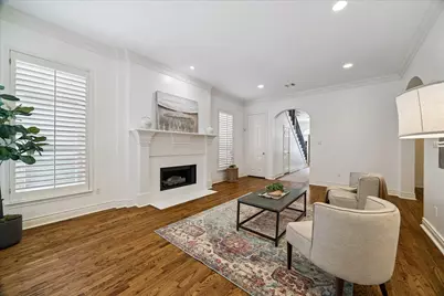 1917 Woodbury Street, Houston, TX 77030 - Photo 8