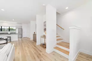 11913 N Hoa Sen Cir, Houston, TX 77072 - Photo 12