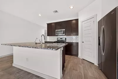 8043 Black Forest Lane, Rosharon, TX 77583 - Photo 20