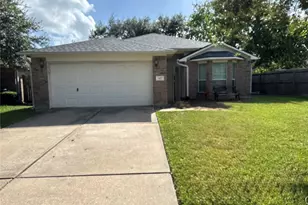 5427 Chasewood Dr, Bacliff, TX 77518 - Photo 1