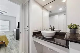 2203 Dorrington St, Houston, TX 77030 - Photo 10