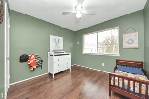 10007 Loch Dane Dr, Houston, TX 77070 - Photo 18