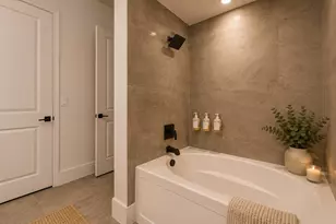 1508 Blodgett St, Houston, TX 77004 - Photo 20