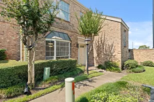 600 Wilcrest Dr, Houston, TX 77042 - Photo 2