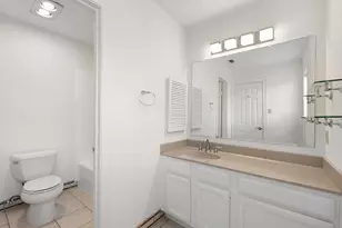 600 Wilcrest Dr, Houston, TX 77042 - Photo 18