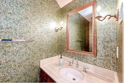 2232 S Piney Point Road #103, Houston, TX 77063 - Photo 16