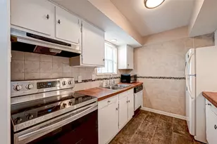 2232 S Piney Point Rd, Houston, TX 77063 - Photo 10