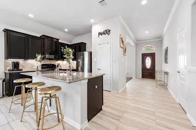 230 Dale Ridge Lane, Dickinson, TX 77539 - Photo 4