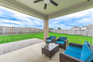 230 Dale Ridge Ln, Dickinson, TX 77539 - Photo 16