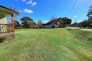 975 S Ann St, Sour Lake, TX 77659 - Photo 46