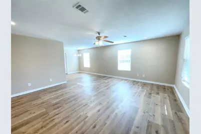 975 S Ann Street, Sour Lake, TX 77659 - Photo 8