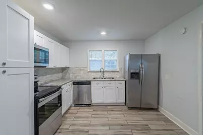 4306 Groton Drive, Houston, TX 77047 - Photo 6