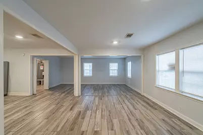 4306 Groton Drive, Houston, TX 77047 - Photo 2