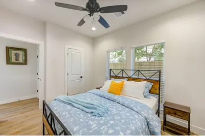 1803 Brooks Street, Houston, TX 77026 - Photo 14