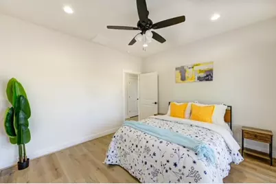 1803 Brooks Street, Houston, TX 77026 - Photo 8
