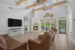 3924 Amanda Ct, Dickinson, TX 77539 - Photo 14