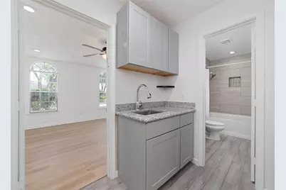 7915 Quail Meadow Drive, Houston, TX 77071 - Photo 28
