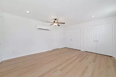 7915 Quail Meadow Drive, Houston, TX 77071 - Photo 26