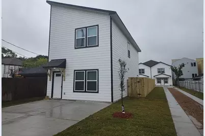 832 Elkhart Street #C, Houston, TX 77091 - Photo 1