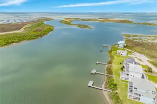 2724 11 Mile Rd, Galveston, TX 77554 - Photo 44