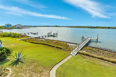 2724 11 Mile Road, Galveston, TX 77554 - Photo 38
