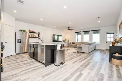 2917 Skyline Mesa Drive, Houston, TX 77047 - Photo 4