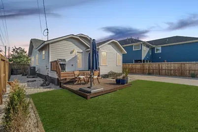 1311 Walton Street, Houston, TX 77009 - Photo 26